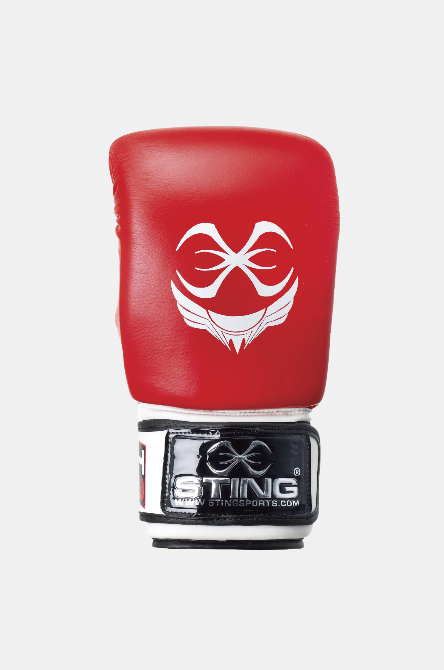 Amazon.com : RIVAL Boxing RB5 Bag Mitt Gloves, Bare-Fist Punching Feel,  Zero Resistance Training for Triggering Fast Twitch Muscles, Red, S :  Sports & Outdoors